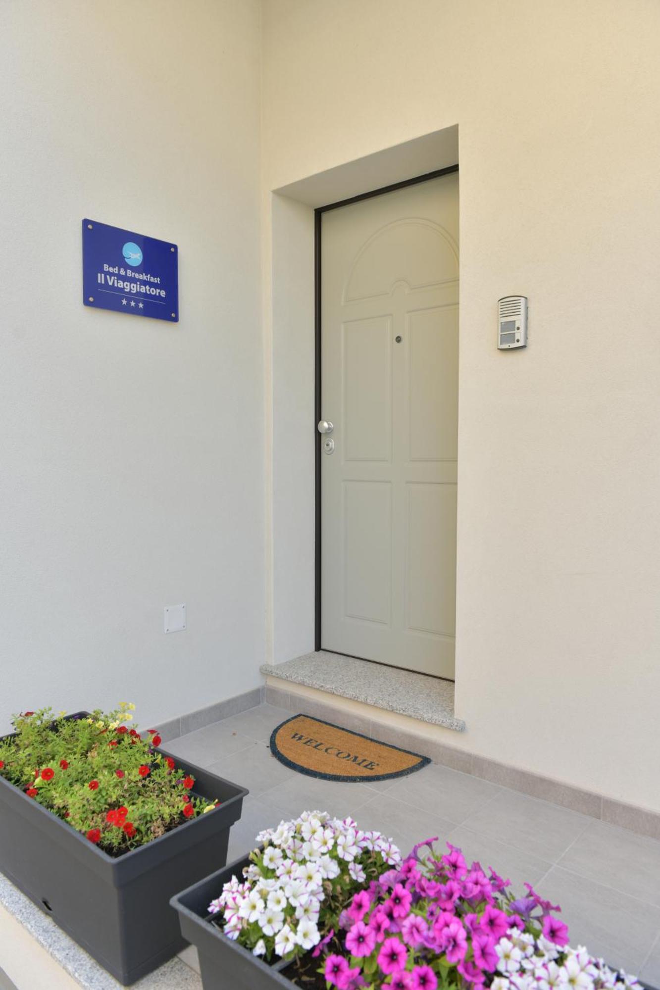 B&B Il Viaggiatore Tortoli Exterior photo